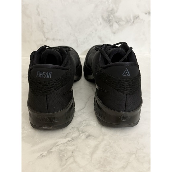 Nike Zoom Freak 4 Phil Knight Invitational Promo Basketball Shoes Black Size 16